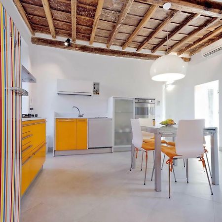 Reginella Apartment Рим Екстериор снимка
