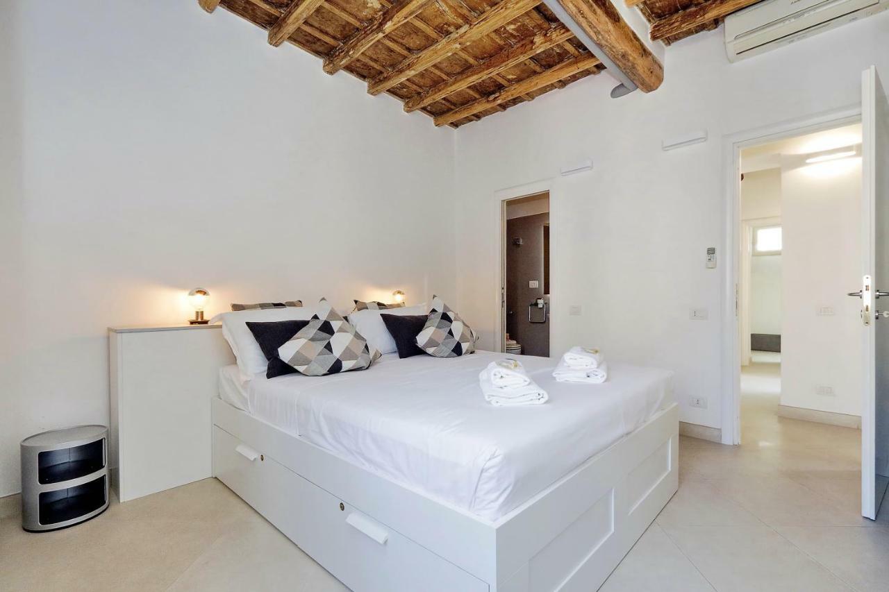 Reginella Apartment Рим Екстериор снимка