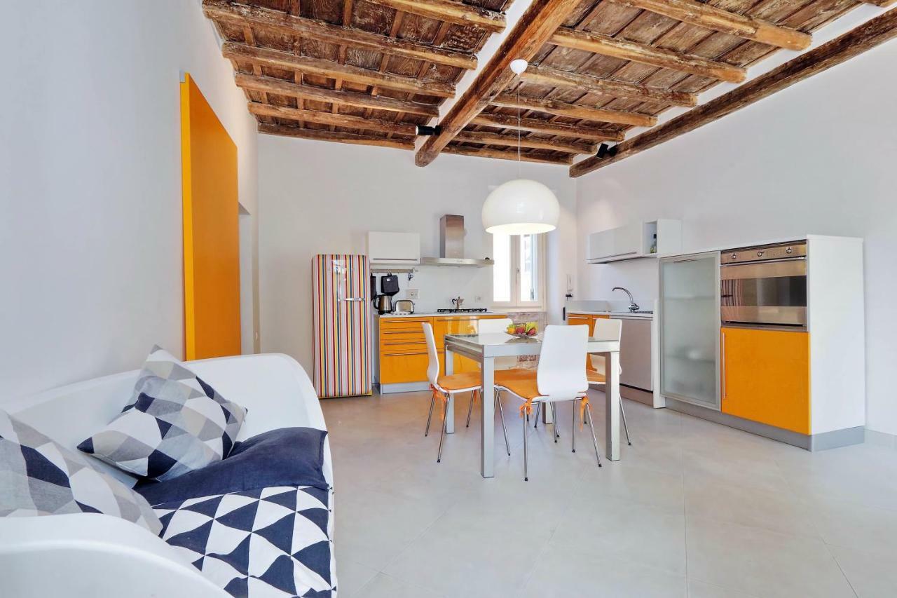 Reginella Apartment Рим Екстериор снимка
